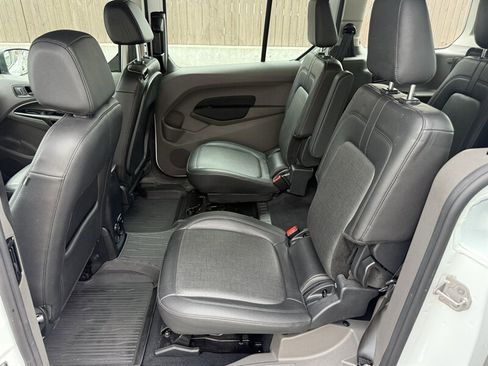 Used 2021 Ford Transit Connect XL image 26