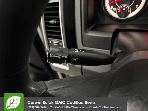 Used 2018 RAM 1500 Classic SLT AWD/4WD image 27