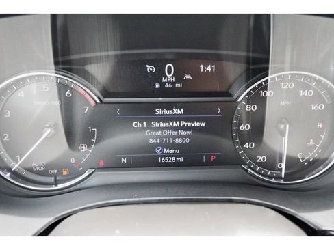 Used 2025 Cadillac XT5 Luxury FWD image 15