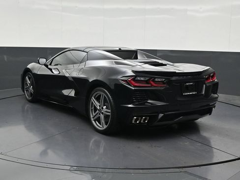 Used 2026 Chevrolet Corvette Stingray Convertible w/ 1LT RWD image 3