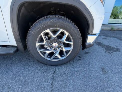 New 2026 GMC Sierra 1500 SLT AWD/4WD image 3