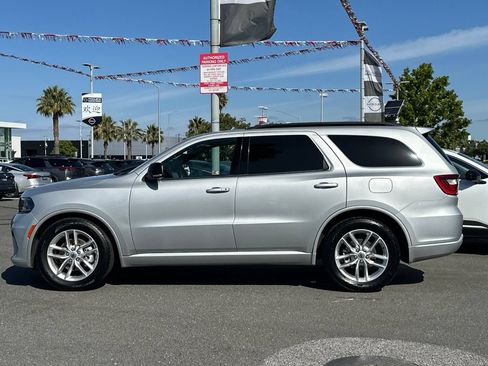 Used 2024 Dodge Durango GT RWD image 7