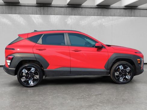 Used 2024 Hyundai Kona SEL AWD/4WD image 8
