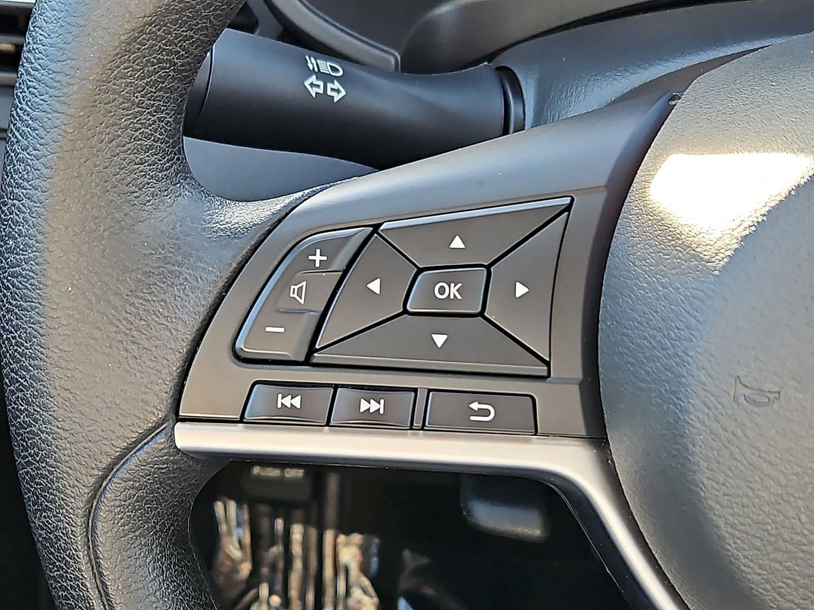 Used 2024 Nissan Altima 2.5 SV FWD image 20