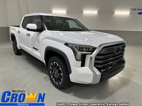 New 2026 Toyota Tundra Limited image 4