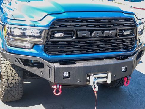 Used 2022 RAM 2500 Limited AWD/4WD image 11