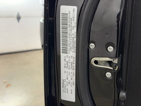 Used 2019 RAM 3500 Limited image 37