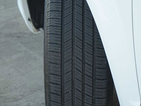 Used 2018 Dodge Grand Caravan GT image 29