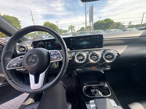 Used 2019 Mercedes-Benz A 220 4MATIC image 13