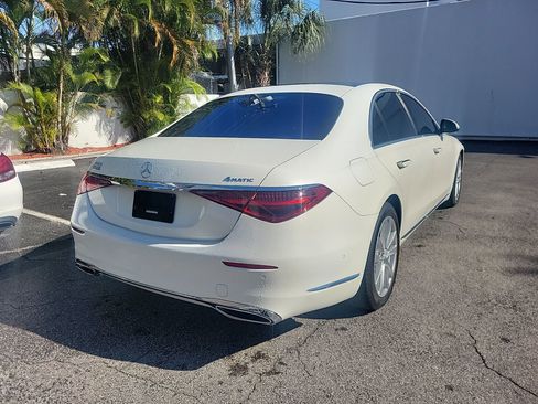 Used 2022 Mercedes-Benz S 500 4MATIC w/ Warmth & Comfort Package image 12