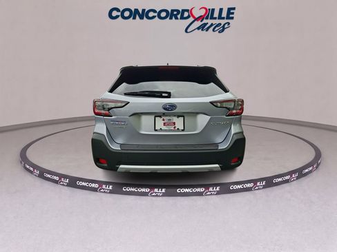 Certified 2025 Subaru Outback Limited AWD/4WD image 6