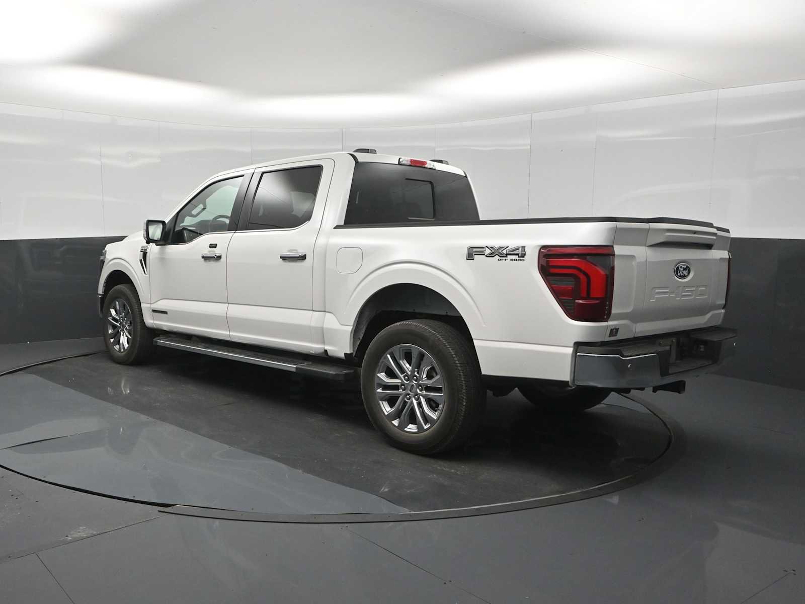 Certified 2025 Ford F150 Lariat w/ Equipment Group 501A Mid AWD/4WD image 6