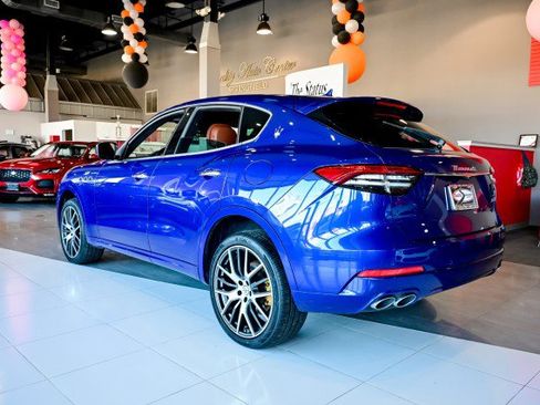 Used 2022 Maserati Levante GT image 7