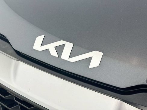 Used 2023 Kia Sportage LX AWD/4WD image 29