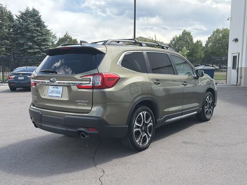 Used 2023 Subaru Ascent Limited w/ Technology Package AWD/4WD image 5