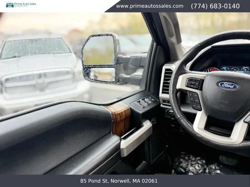 Used 2019 Ford F150 Lariat w/ Equipment Group 502A Luxury AWD/4WD image 22