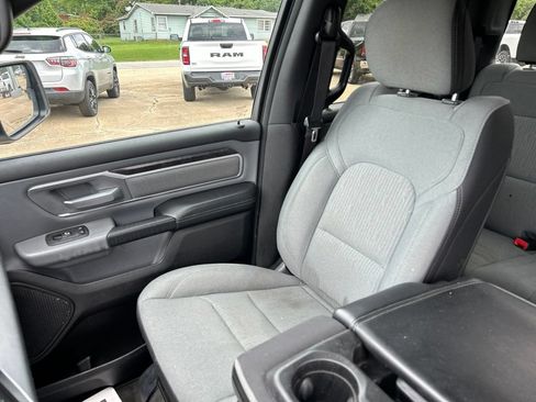 Used 2022 RAM 1500 Big Horn RWD image 11