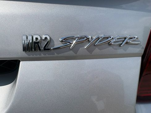 Used 2003 Toyota MR2 RWD image 10