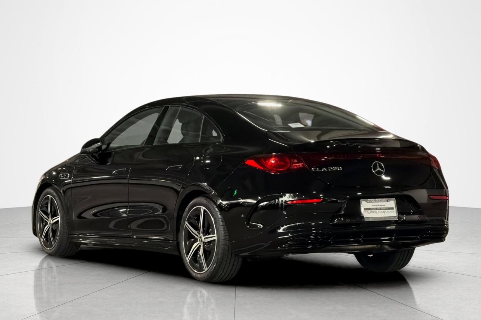 New 2027 Mercedes-Benz CLA 220 image 3