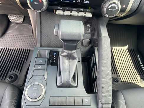 Used 2026 Toyota Tacoma SR5 RWD image 28