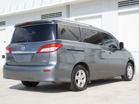 Used 2016 Nissan Quest SV image 13