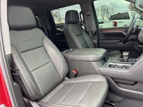 Used 2024 GMC Sierra 1500 Denali image 15