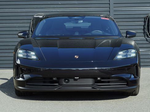 New 2026 Porsche Taycan 4S AWD/4WD image 10