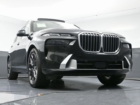Used 2023 BMW X7 xDrive40i image 57