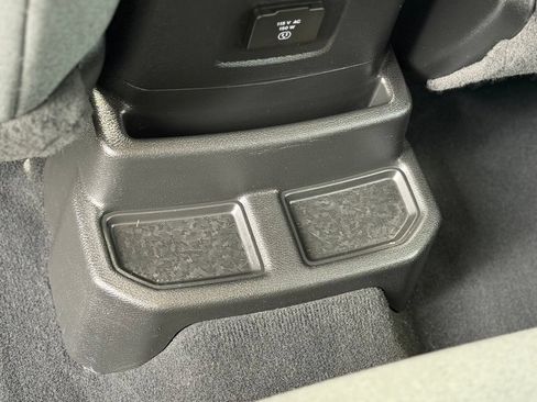 Used 2024 Jeep Wrangler Unlimited Sahara AWD/4WD image 10