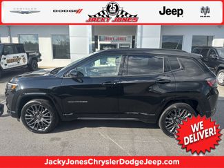 Used 2024 Jeep Compass Limited w/ High Altitude Package image 1