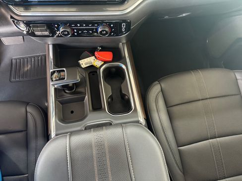 Used 2026 Chevrolet Silverado 1500 High Country RWD image 18