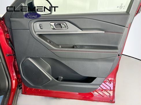 New 2026 Ford Explorer ST-Line w/ ST-Line Street Pack AWD/4WD image 33