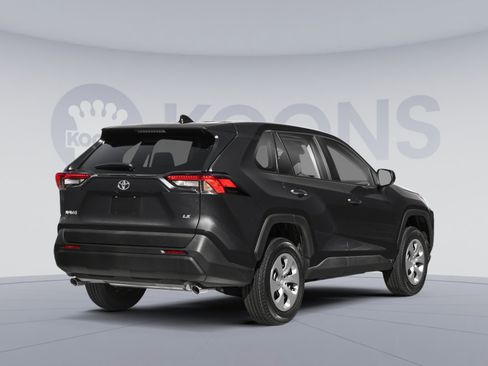 Used 2025 Toyota RAV4 LE FWD image 2