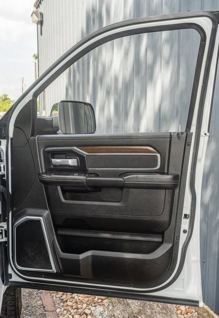 Used 2022 RAM 2500 Laramie AWD/4WD image 44