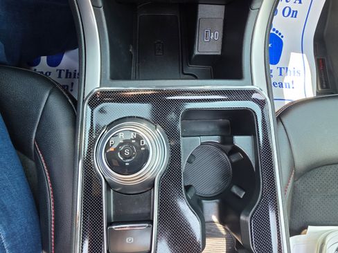 Used 2021 Ford Edge ST-Line FWD image 12