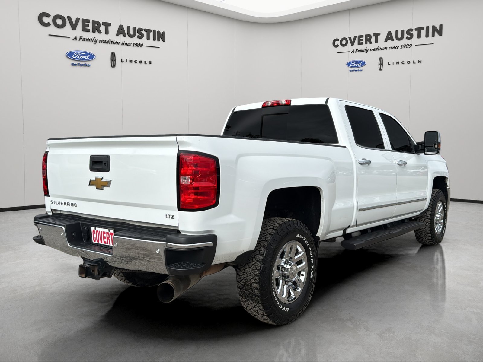 Used 2019 Chevrolet Silverado 2500 LTZ w/ Duramax Plus Package AWD/4WD image 5