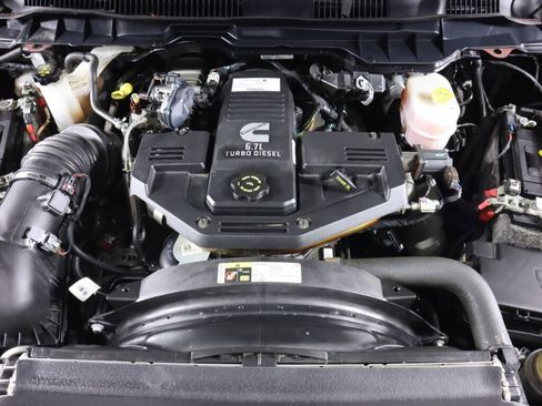 Used 2018 RAM 2500 Laramie w/ Convenience Group image 48