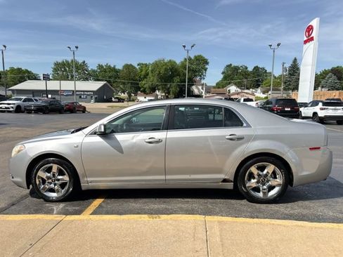 Used 2008 Chevrolet Malibu LT w/ Power Convenience Package FWD image 5