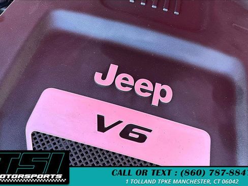 Used 2015 Jeep Wrangler Unlimited Sport w/ Quick Order Package 24S image 32