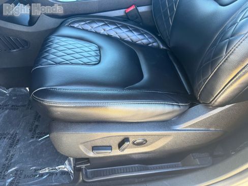 Used 2023 Ford Edge Titanium image 13