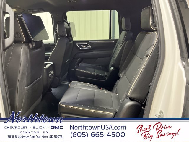 Used 2021 GMC Yukon XL SLT w/ Rear Media and Nav Package AWD/4WD image 25