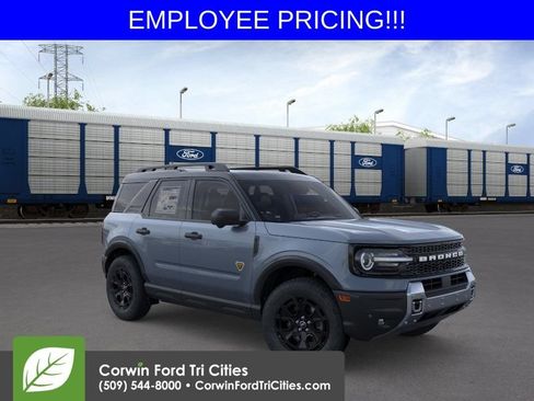 New 2026 Ford Bronco Sport Badlands AWD/4WD image 1