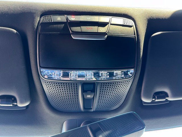 Used 2021 Mercedes-Benz C 300 4MATIC Sedan image 34