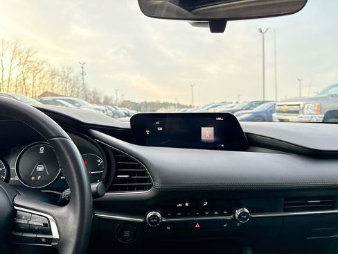 Used 2024 MAZDA MAZDA3 s image 12