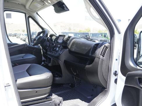 Used 2025 RAM ProMaster 2500 w/ Convenience Group FWD image 23