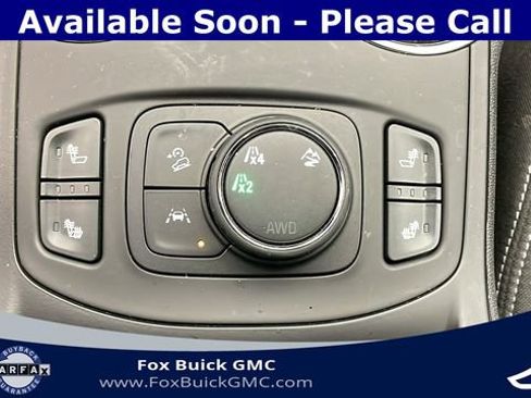 Used 2023 GMC Terrain SLE w/ Driver Convenience Package image 26