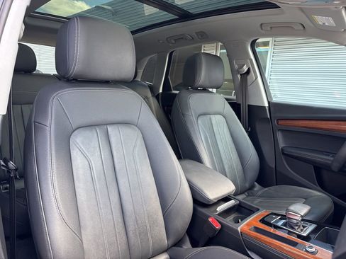 Used 2022 Audi Q5 2.0T Premium Plus image 16