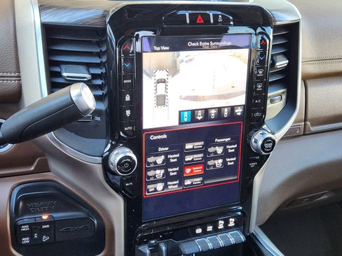 Used 2020 RAM 2500 Laramie image 19