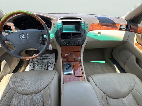 Used 2004 Lexus LS 430 w/ Modern Luxury Pkg RWD image 31
