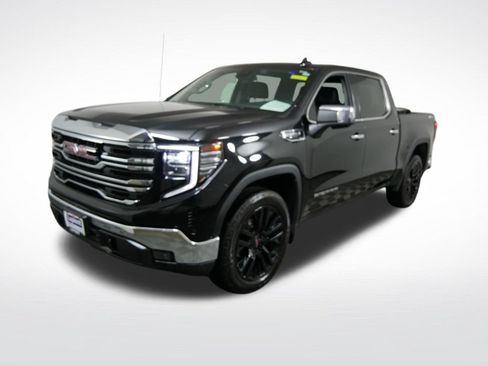 Used 2023 GMC Sierra 1500 SLT AWD/4WD image 9